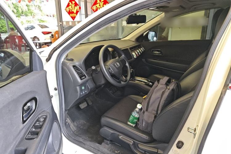 Used Honda Vezel 2020 1.5L CVT Pioneer Edition Driver Seat