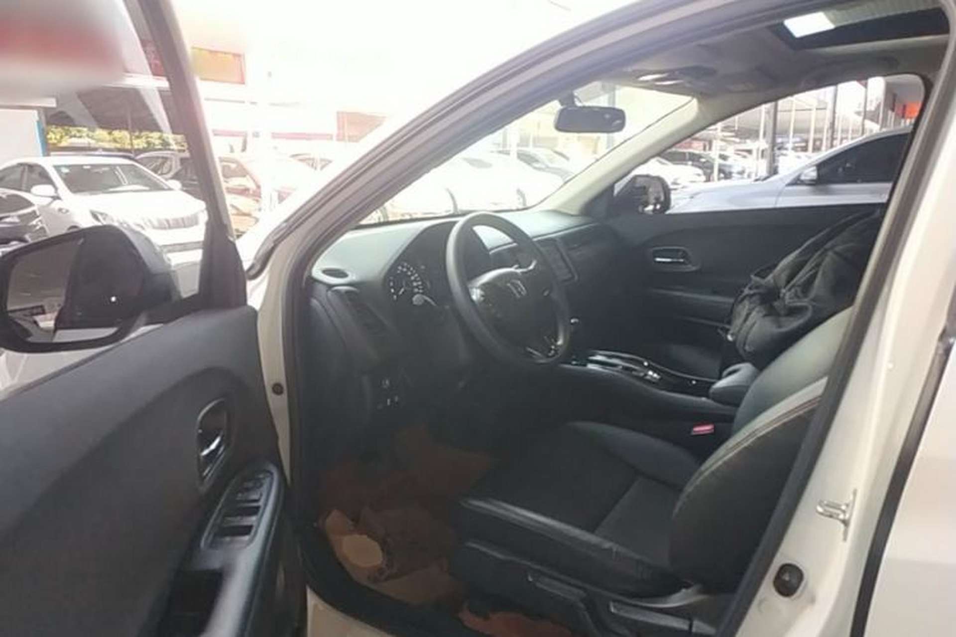 Used Honda Vezel 2020 1.5L CVT Pioneer Edition Driver Seat