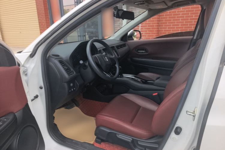 Used Honda Vezel 2020 1.5L CVT Elite Edition Driver Seat