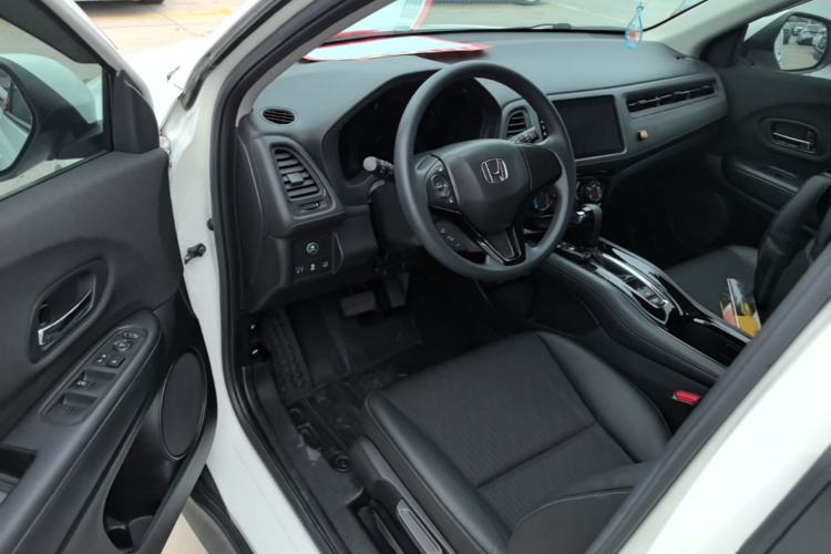 Used Honda Vezel 2020 1.5L CVT Pioneer Edition Driver Seat
