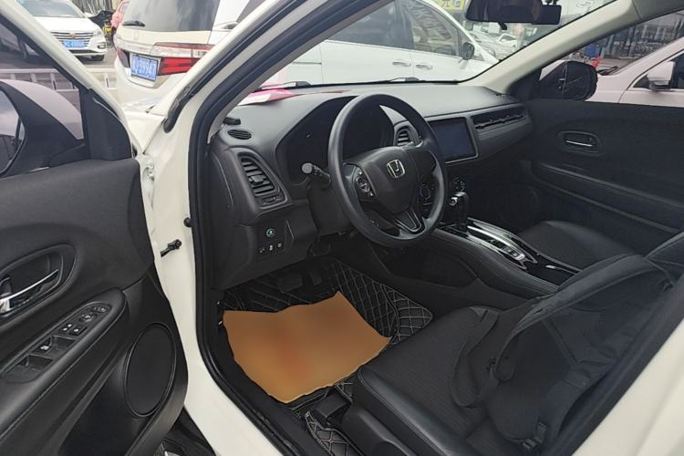 Used Honda Vezel 2020 1.5L CVT Pioneer Edition Driver Seat