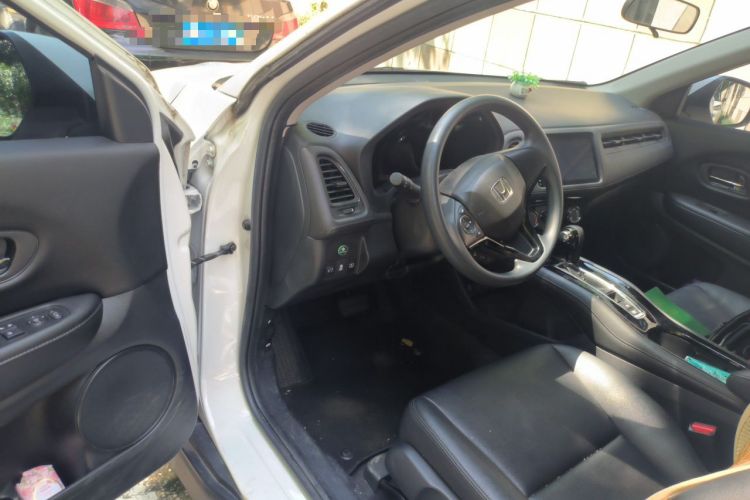 Used Honda Vezel 2020 1.5L CVT Pioneer Edition Driver Seat