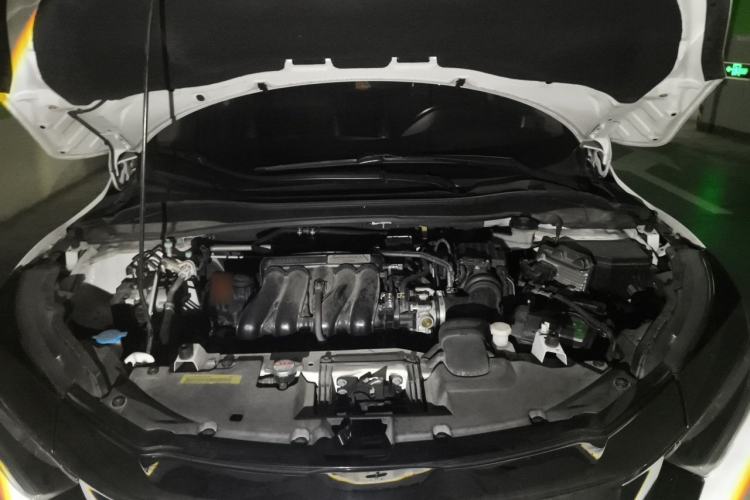 Used Honda Vezel 2020 1.5L CVT Luxury Edition Engine Bay