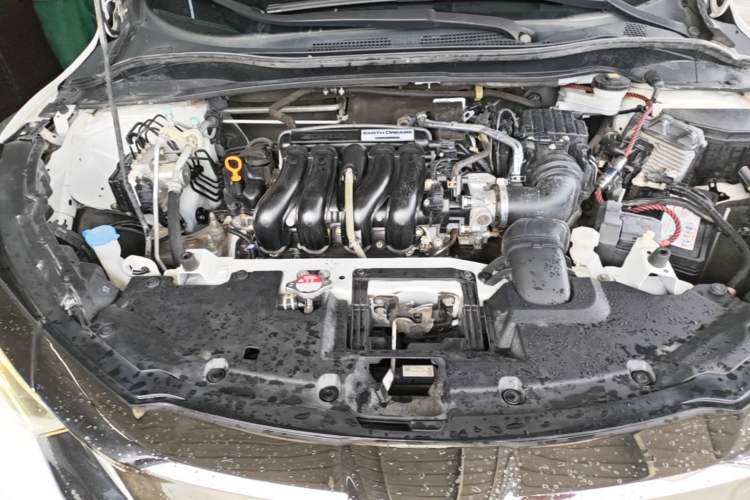 Used Honda Vezel 2020 1.5L CVT Pioneer Edition Engine Bay