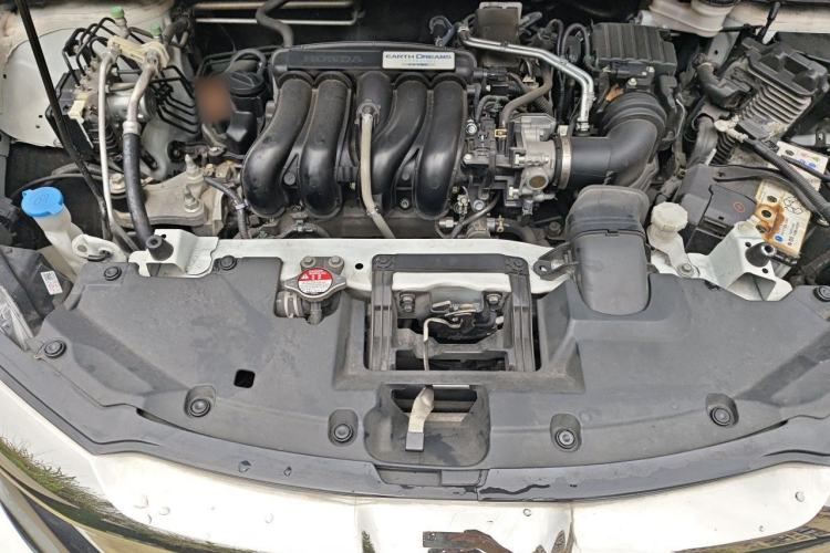 Used Honda Vezel 2020 1.5L CVT Elite Edition Engine Bay