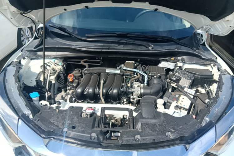 Used Honda Vezel 2020 1.5L CVT Pioneer Edition Engine Bay