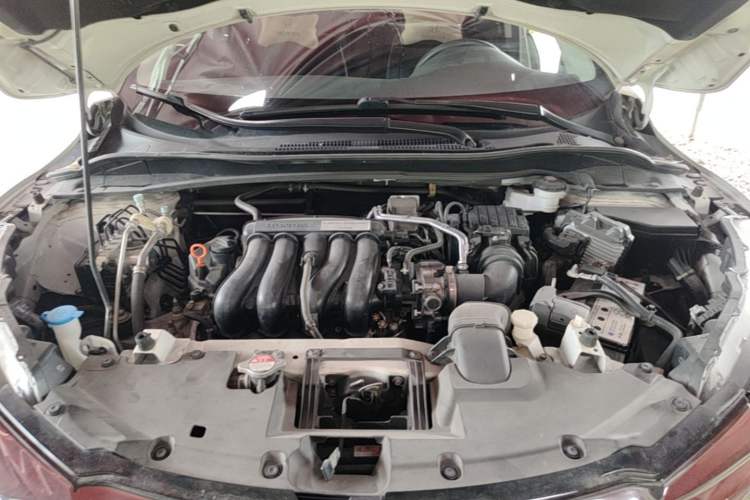 Used Honda Vezel 2020 1.5L CVT Pioneer Edition Engine Bay