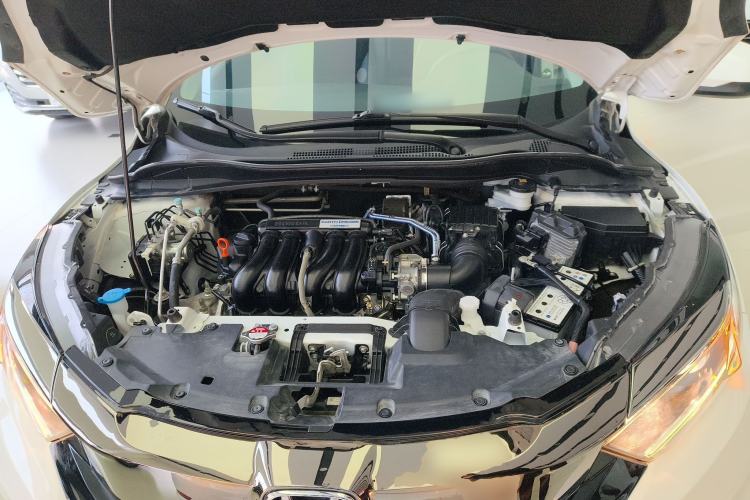 Used Honda Vezel 2020 1.5L CVT Pioneer Edition Engine Bay