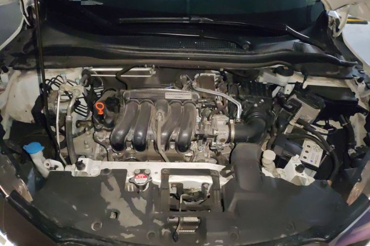 Used Honda Vezel 2020 1.5L CVT Pioneer Edition Engine Bay