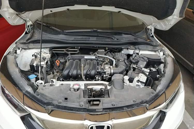 Used Honda Vezel 2020 1.5L CVT Pioneer Edition Engine Bay