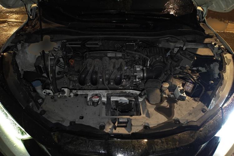 Used Honda Vezel 2020 1.5L CVT Pioneer Edition Engine Bay