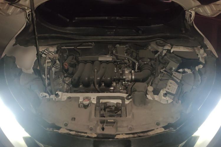 Used Honda Vezel 2020 1.5L CVT Luxury Edition Engine Bay