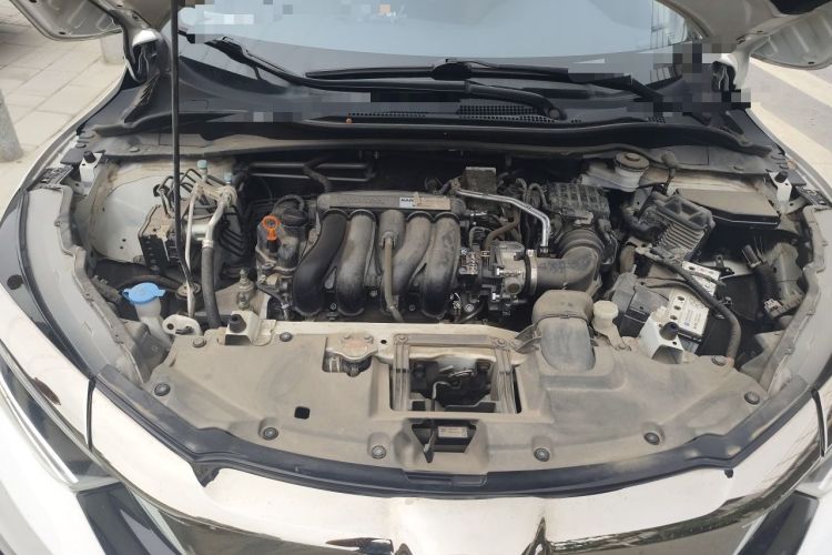 Used Honda Vezel 2020 1.5L CVT Elite Edition Engine Bay