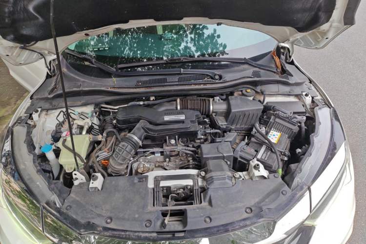 Used Honda Vezel 2020 220 TURBO CVT Elite Edition Engine Bay