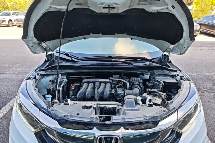 Used Honda Vezel 2020 1.5L CVT Elite Edition Engine Bay