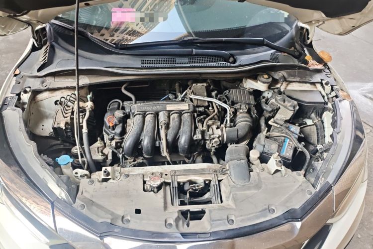 Used Honda Vezel 2020 1.5L CVT Pioneer Edition Engine Bay