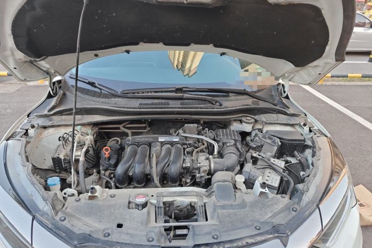 Used Honda Vezel 2020 1.5L CVT Pioneer Edition Engine Bay
