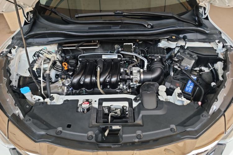Used Honda Vezel 2020 1.5L CVT Pioneer Edition Engine Bay