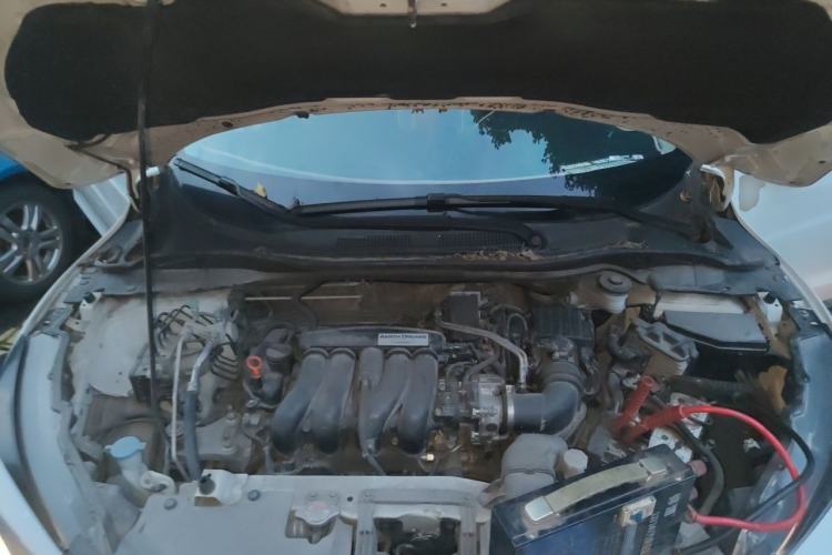 Used Honda Vezel 2020 1.5L CVT Elite Edition Engine Bay