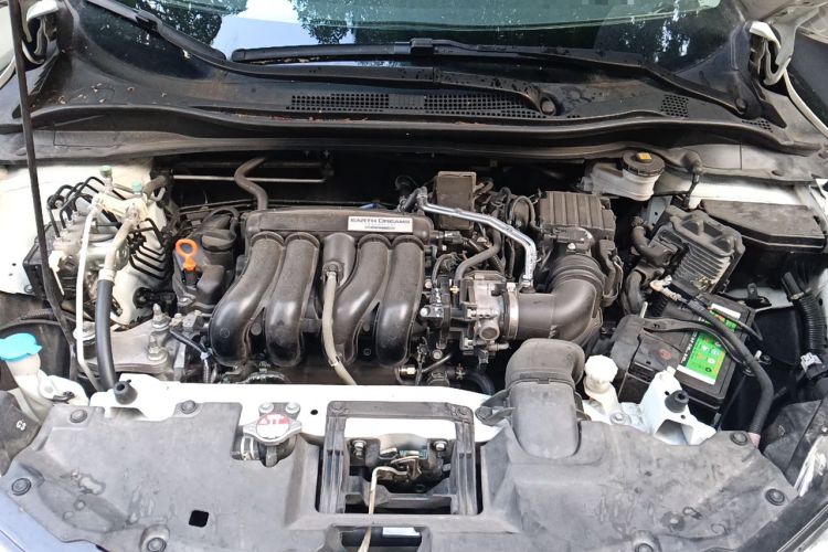 Used Honda Vezel 2020 1.5L CVT Pioneer Edition Engine Bay