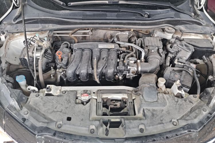 Used Honda Vezel 2020 1.5L CVT Pioneer Edition Engine Bay