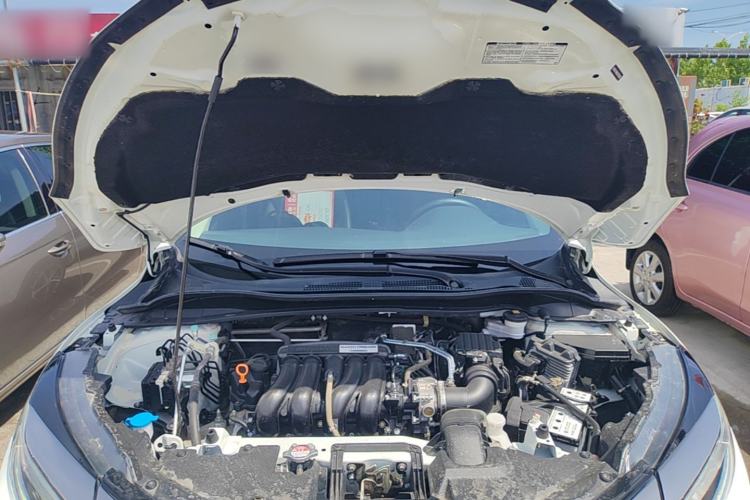 Used Honda Vezel 2020 1.5L CVT Luxury Edition Engine Bay