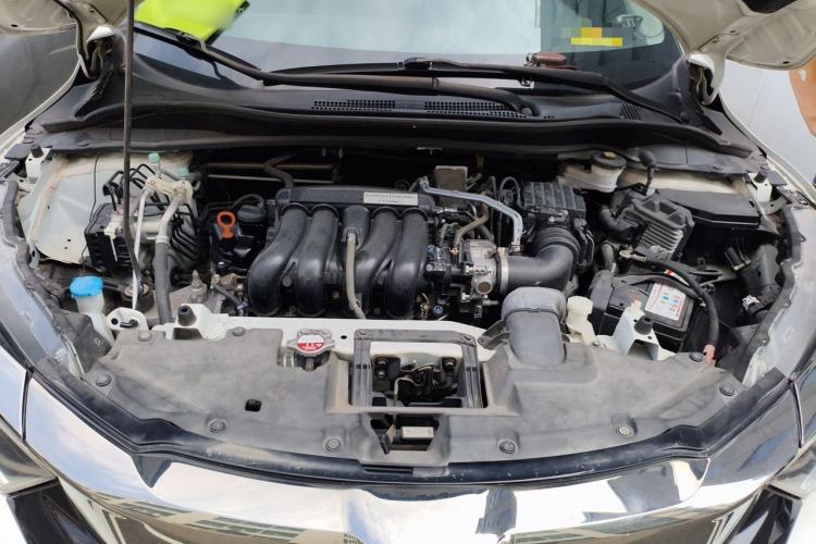 Used Honda Vezel 2020 1.5L CVT Pioneer Edition Engine Bay