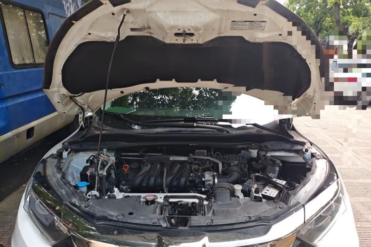 Used Honda Vezel 2020 1.5L CVT Pioneer Edition Engine Bay