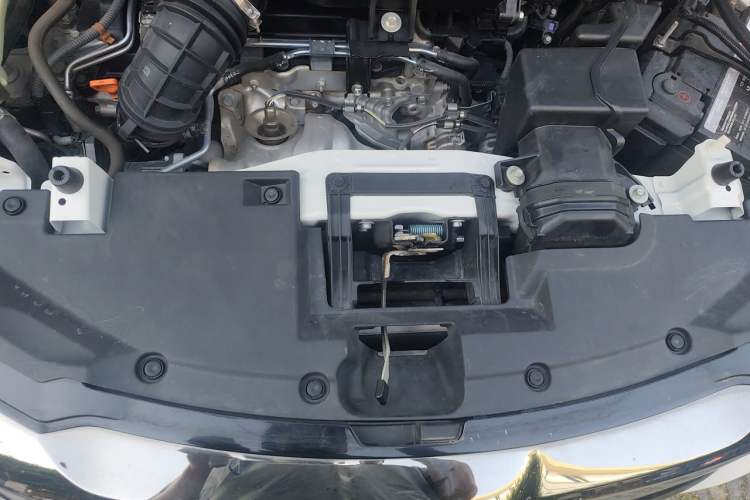 Used Honda Vezel 2020 220 TURBO CVT Elite Edition Engine Bay