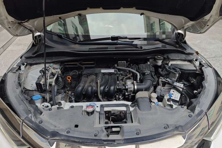 Used Honda Vezel 2020 1.5L CVT Elite Edition Engine Bay
