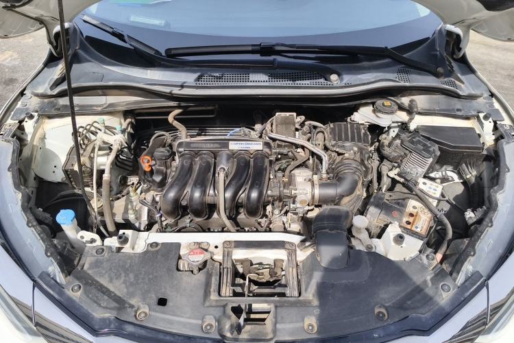 Used Honda Vezel 2020 1.5L CVT Pioneer Edition Engine Bay