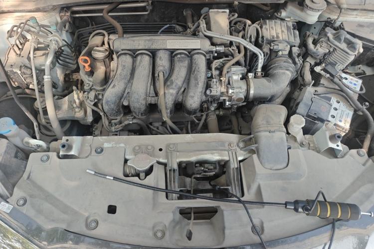 Used Honda Vezel 2020 1.5L CVT Luxury Edition Engine Bay