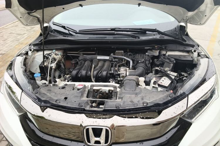 Used Honda Vezel 2020 1.5L CVT Pioneer Edition Engine Bay