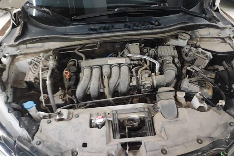 Used Honda Vezel 2020 1.5L CVT Pioneer Edition Engine Bay