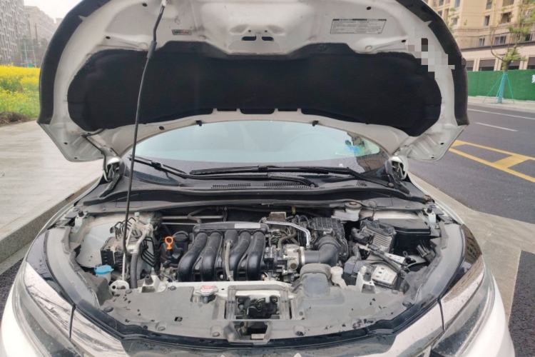 Used Honda Vezel 2020 1.5L CVT Luxury Edition Engine Bay