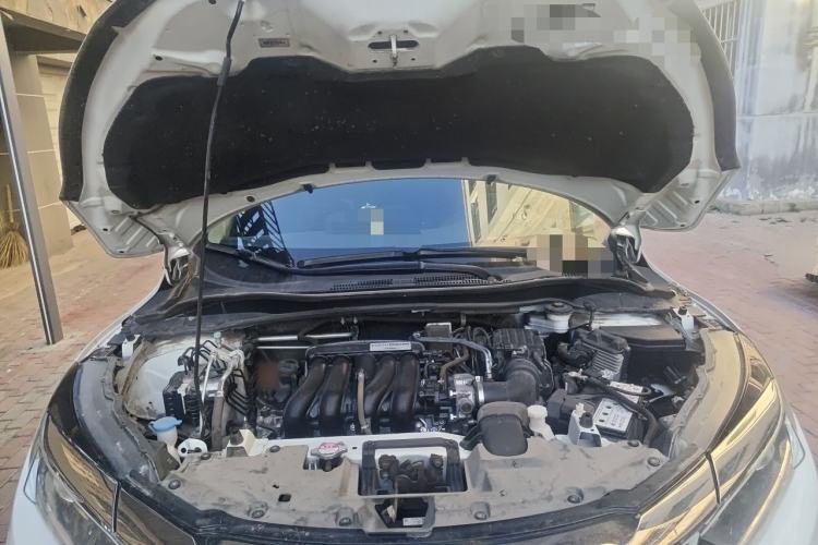 Used Honda Vezel 2020 1.5L CVT Pioneer Edition Engine Bay