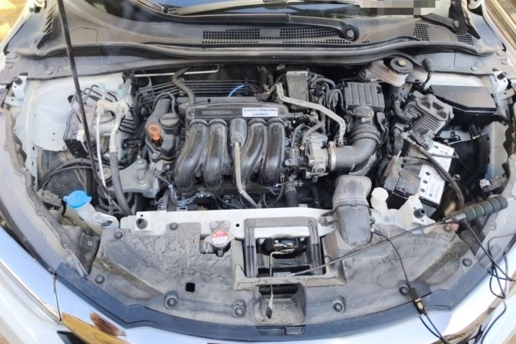 Used Honda Vezel 2020 1.5L CVT Pioneer Edition Engine Bay