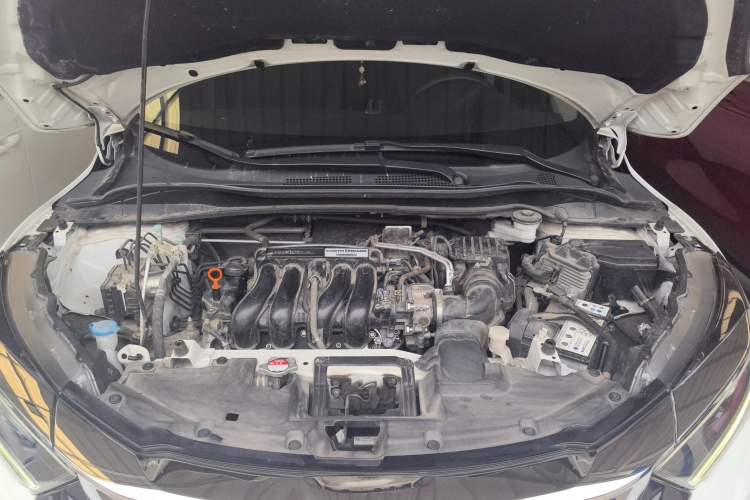 Used Honda Vezel 2020 1.5L CVT Pioneer Edition Engine Bay