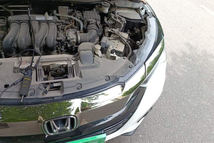 Used Honda Vezel 2020 1.5L CVT Elite Edition Engine Bay Left