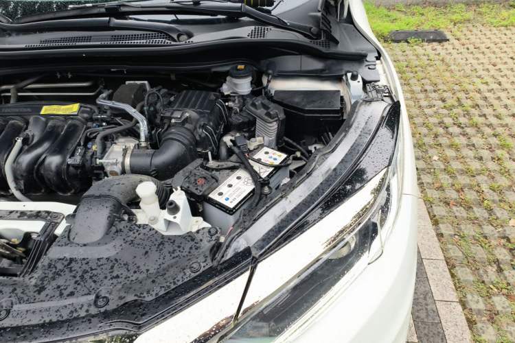 Used Honda Vezel 2020 1.5L CVT Pioneer Edition Engine Bay Left