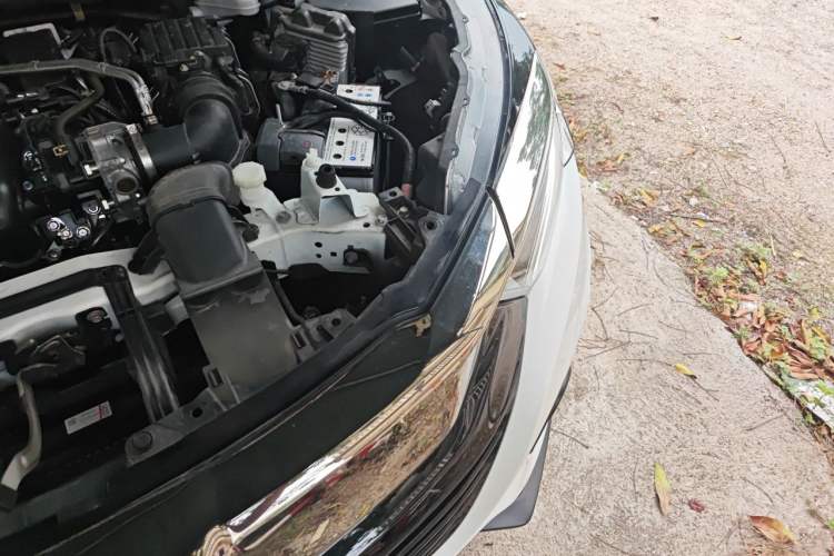 Used Honda Vezel 2020 1.5L CVT Pioneer Edition Engine Bay Left