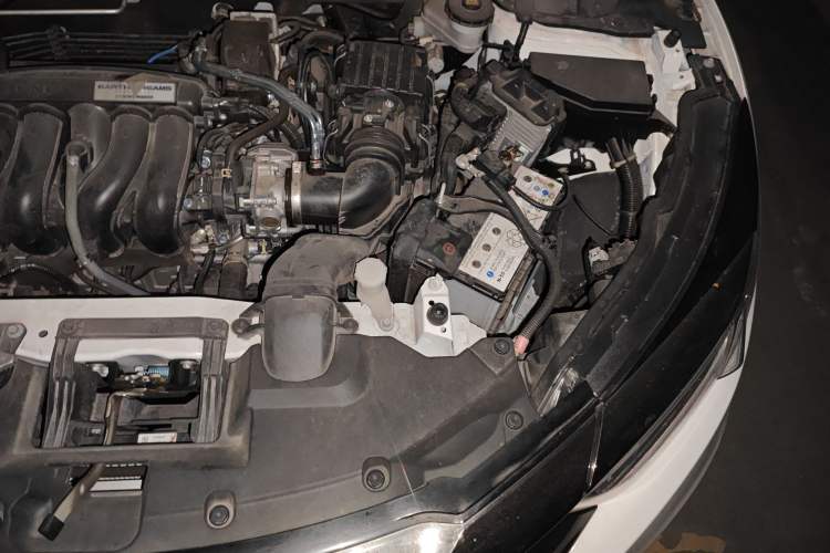 Used Honda Vezel 2020 1.5L CVT Pioneer Edition Engine Bay Left