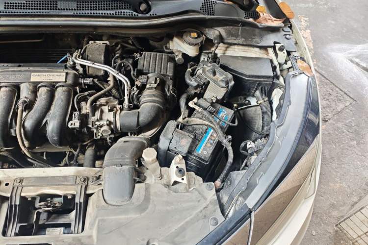 Used Honda Vezel 2020 1.5L CVT Pioneer Edition Engine Bay Left