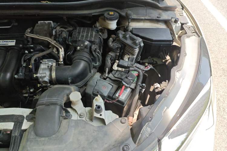 Used Honda Vezel 2020 1.5L CVT Elite Edition Engine Bay Left
