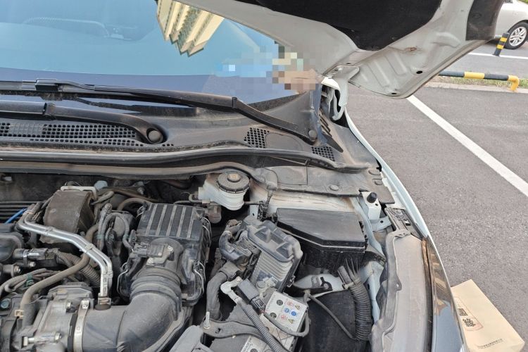 Used Honda Vezel 2020 1.5L CVT Pioneer Edition Engine Bay Left