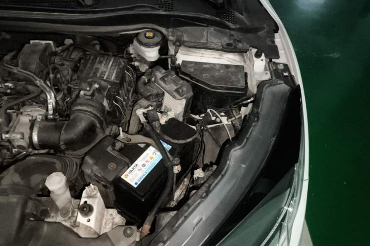 Used Honda Vezel 2020 1.5L CVT Pioneer Edition Engine Bay Left