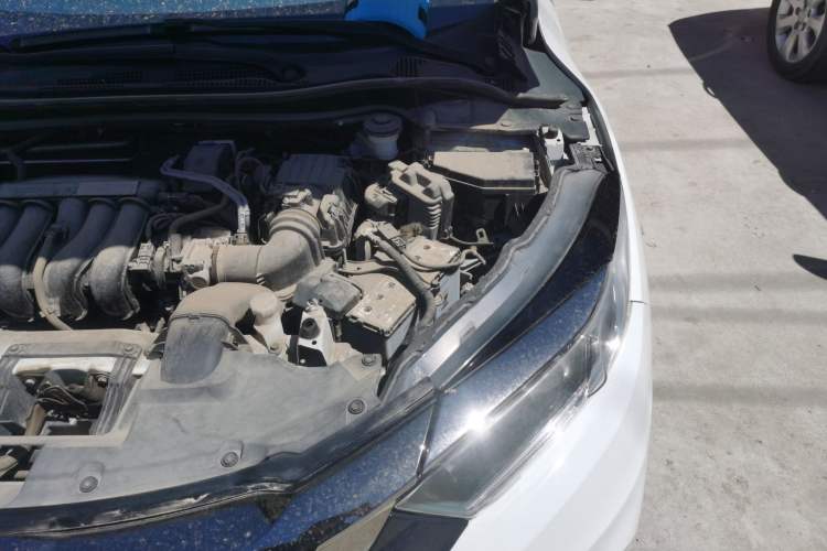 Used Honda Vezel 2020 1.5L CVT Pioneer Edition Engine Bay Left