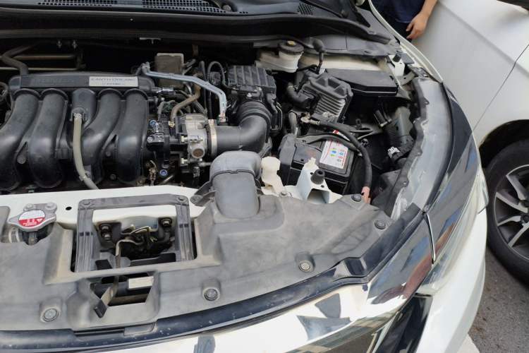 Used Honda Vezel 2020 1.5L CVT Pioneer Edition Engine Bay Left