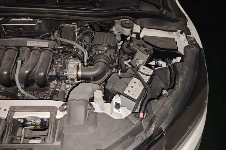 Used Honda Vezel 2020 1.5L CVT Luxury Edition Engine Bay Left
