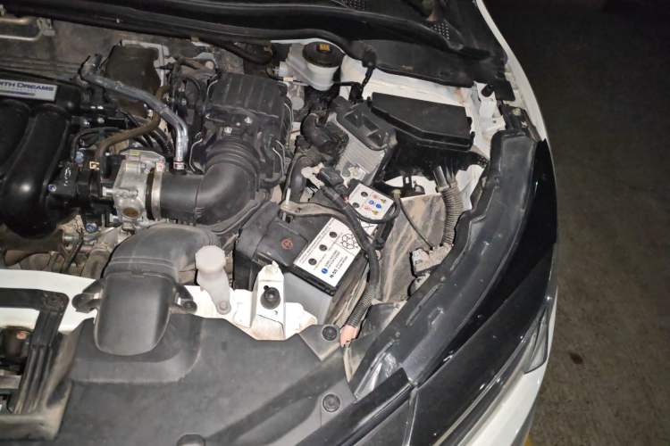 Used Honda Vezel 2020 1.5L CVT Pioneer Edition Engine Bay Left